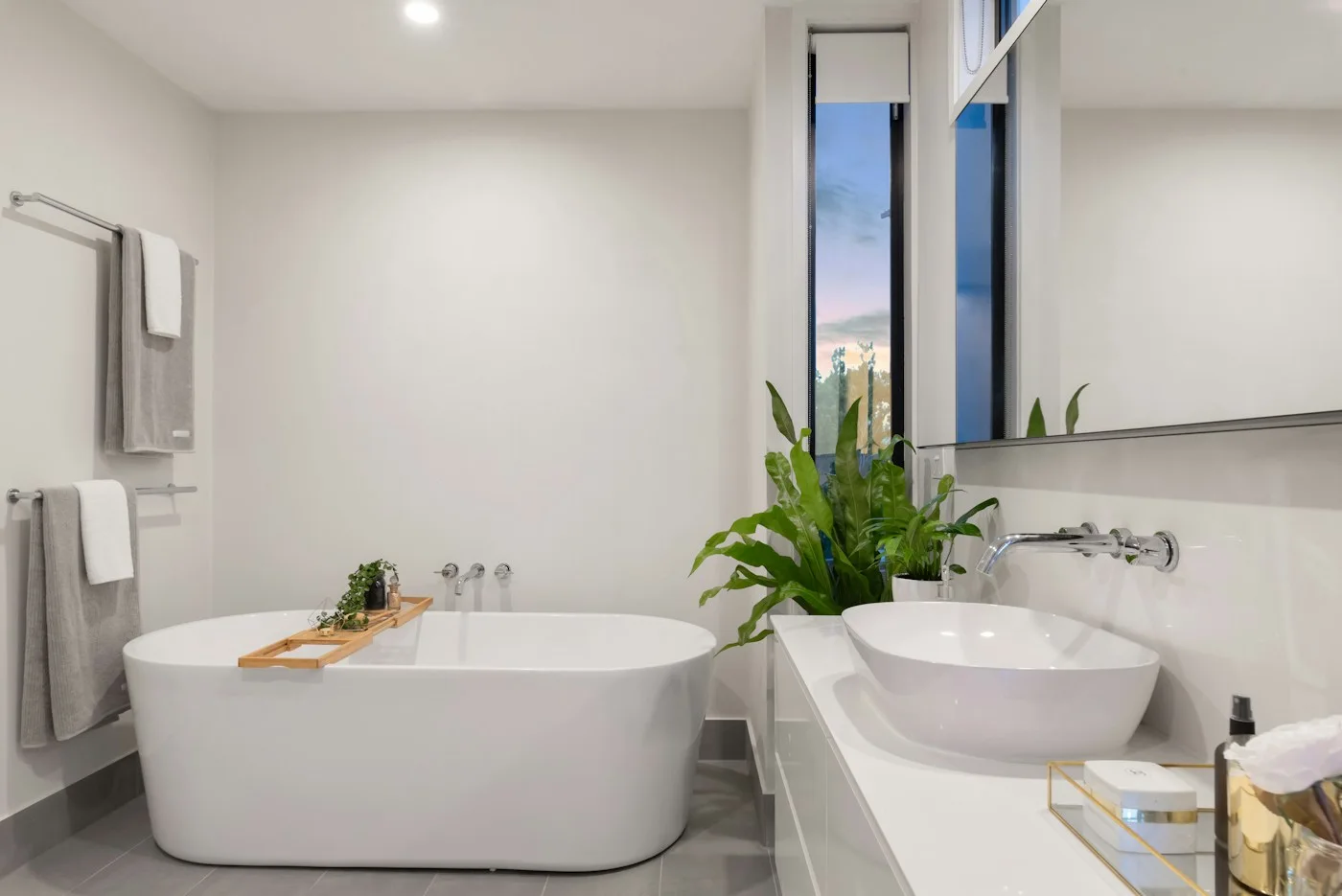 Modern banyo ve lavabo uygulaması — stok fotoğraf